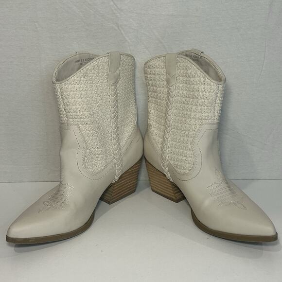 Dolce Vita White Heeled Boots - Picture 3 of 7